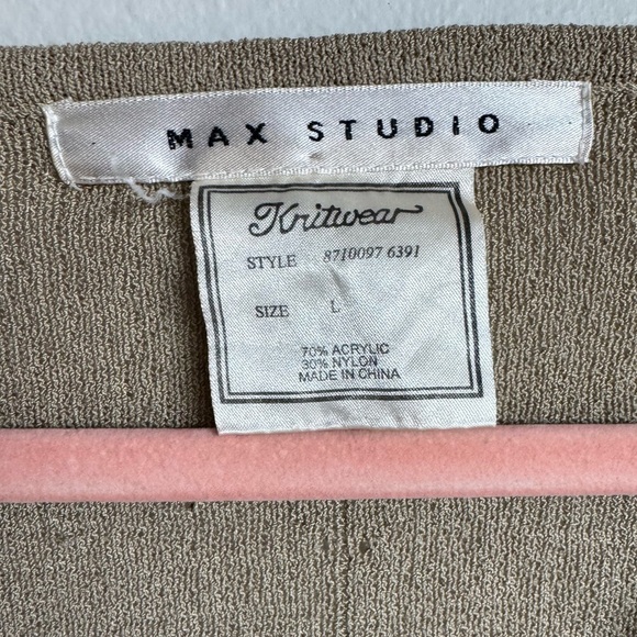 Max Studio 90’s Quarter Sleeve Tan, Beige Button-Up Cardigan Size L - Picture 2 of 6